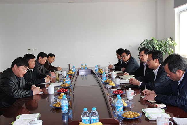 2013年4月8日，張家港市市長(zhǎng)姚林榮一行來(lái)公司調(diào)研